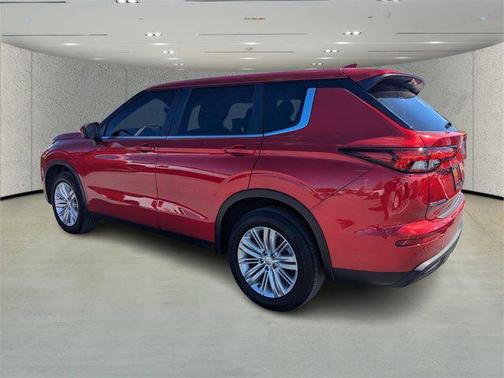 2024 Mitsubishi Outlander ES 2.5 2WD