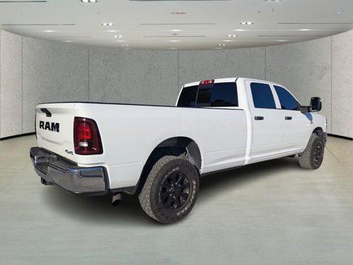 2025 RAM 3500 Tradesman Crew Cab 4x4 8' Box