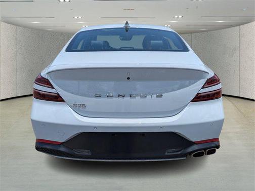2023 Genesis G70 2.0T RWD