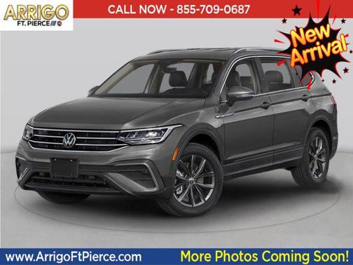 Silver Metallic 2023 Volkswagen Tiguan 2.0T SE