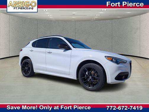 2021 Alfa Romeo Stelvio Base