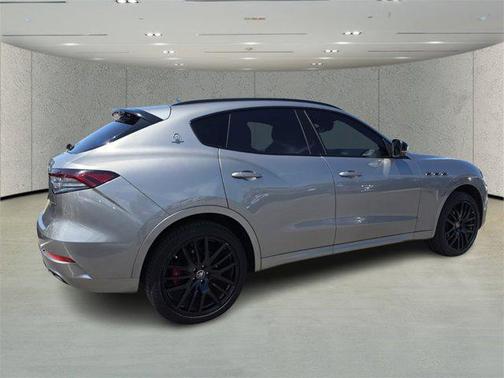 2021 Maserati Levante Base