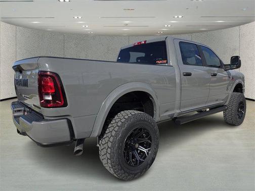 2026 RAM 2500 Big Horn Crew Cab 4x4 6'4' Box