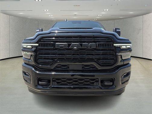 2025 RAM 2500 Laramie Crew Cab 4x4 6'4' Box