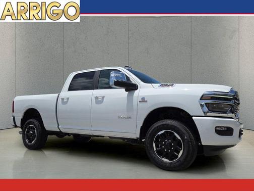 Bright White Clearcoat 2026 RAM 2500 Laramie Crew Cab 4x4 6'4' Box