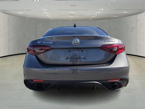 2022 Alfa Romeo Giulia Ti