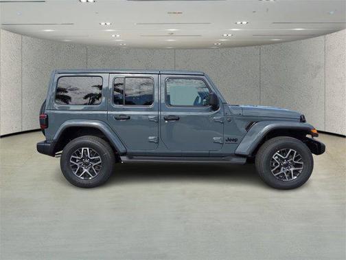 2026 Jeep Wrangler 4-Door Sahara 4x4