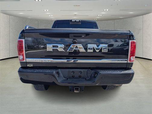 2017 RAM 2500 Limited Crew Cab 4x4 6'4' Box