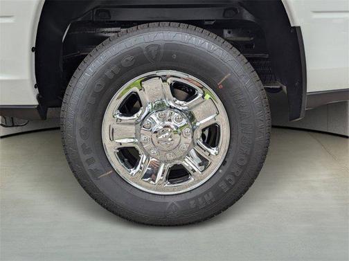 2025 RAM 2500 Tradesman Crew Cab 4x4 6'4' Box