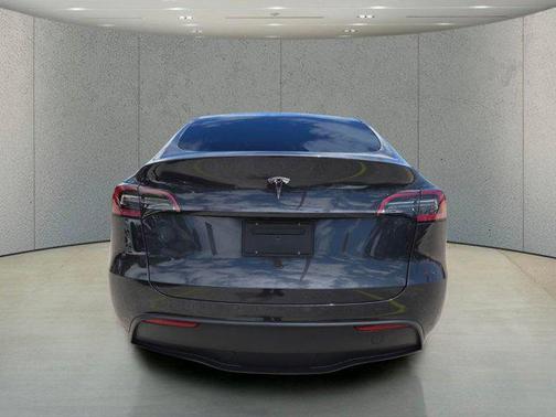 Stealth Gray 2024 Tesla Model Y Long Range Single Motor Rear-Wheel Drive