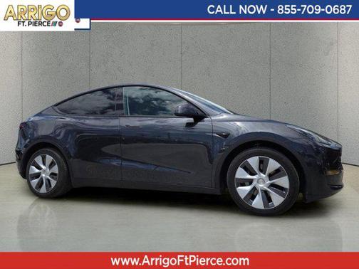 Stealth Gray 2024 Tesla Model Y Long Range Single Motor Rear-Wheel Drive