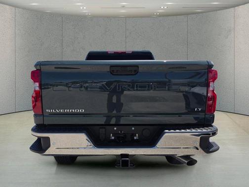Cypress Gray 2026 Chevrolet Silverado 2500 LT