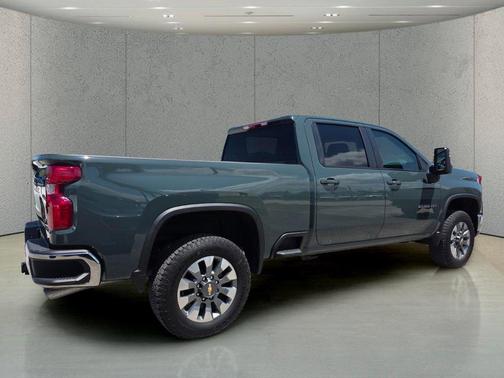 Cypress Gray 2026 Chevrolet Silverado 2500 LT