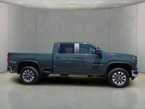Cypress Gray 2026 Chevrolet Silverado 2500 LT