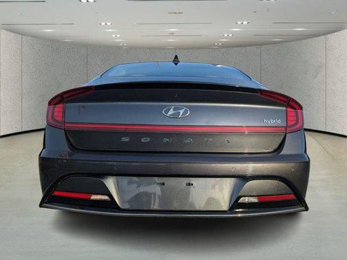 2022 Hyundai SONATA Hybrid Limited