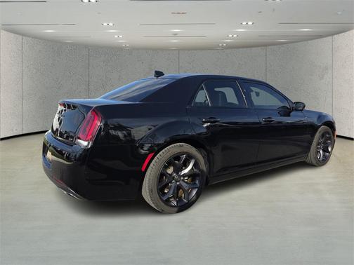 2023 Chrysler 300 S