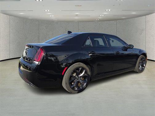 2023 Chrysler 300 S