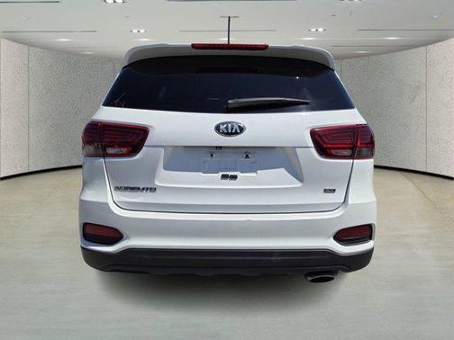 Snow White Pearl 2020 Kia Sorento LX