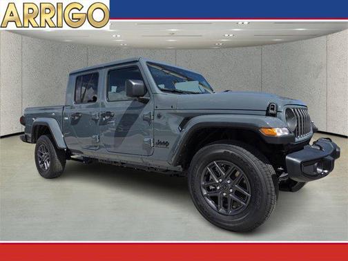 2025 Jeep Gladiator Sport S