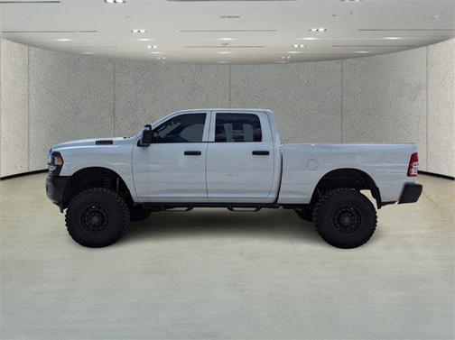 2023 RAM 2500 Tradesman Crew Cab 4x4 6'4' Box