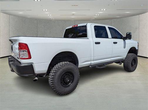 2023 RAM 2500 Tradesman Crew Cab 4x4 6'4' Box