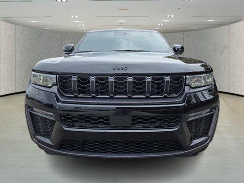 Diamond 2026 Jeep Grand Cherokee Limited
