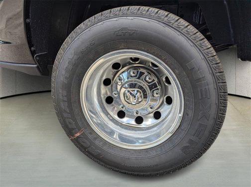 2025 RAM 3500 Laramie Crew Cab 4x4 8' Box