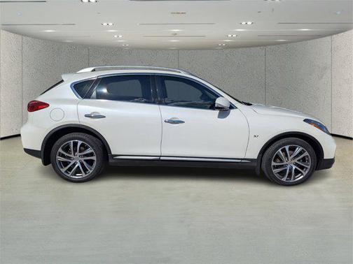 2017 INFINITI QX50 Base