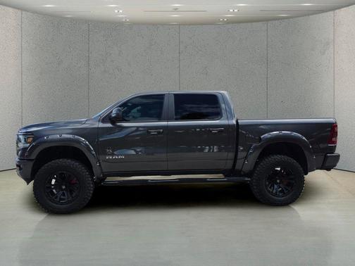 Granite Crystal Metallic Clearcoat 2024 RAM 1500 Laramie