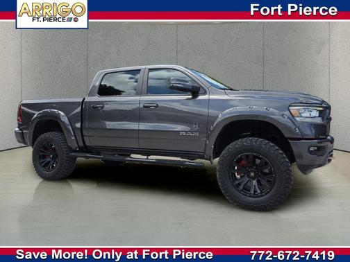 Granite Crystal Metallic Clearcoat 2024 RAM 1500 Laramie