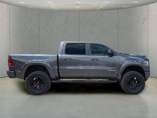 Granite Crystal Metallic Clearcoat 2024 RAM 1500 Laramie