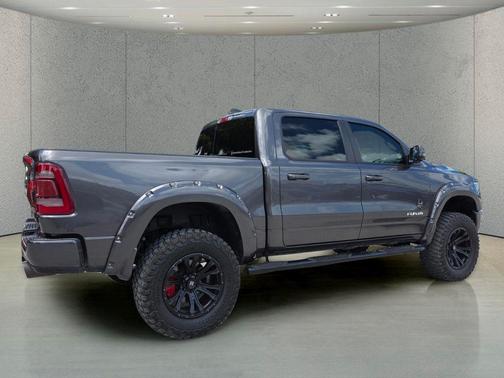 Granite Crystal Metallic Clearcoat 2024 RAM 1500 Laramie