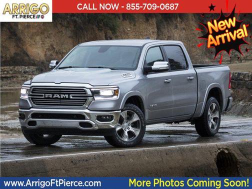 Granite Crystal Metallic Clearcoat 2024 RAM 1500 Laramie