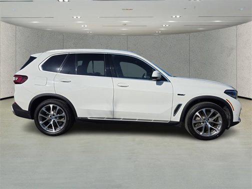 2023 BMW X5 PHEV xDrive45e