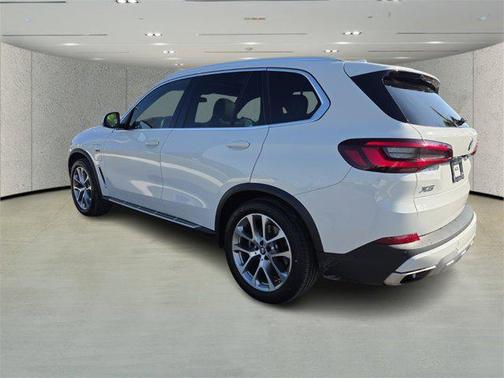 2023 BMW X5 PHEV xDrive45e