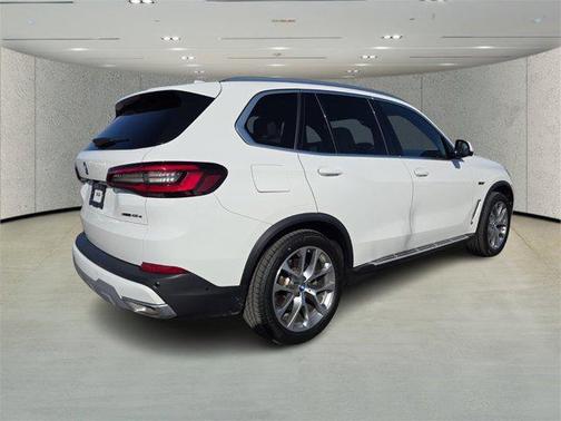 2023 BMW X5 PHEV xDrive45e