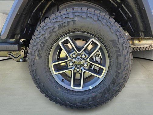 2025 Jeep Gladiator Mojave X