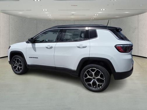 Bright White Clearcoat 2026 Jeep Compass Limited
