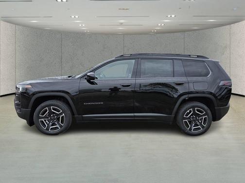Diamond 2026 Jeep Cherokee Laredo 4x4