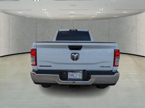 2022 RAM 3500 Big Horn Crew Cab 4x4 8' Box