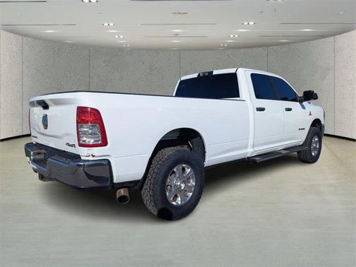 2022 RAM 3500 Big Horn Crew Cab 4x4 8' Box