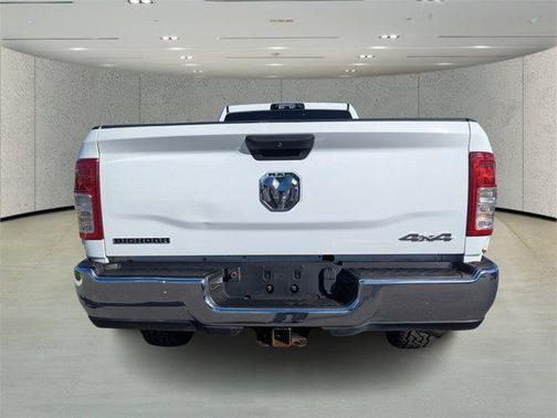 2022 RAM 3500 Big Horn Crew Cab 4x4 8' Box