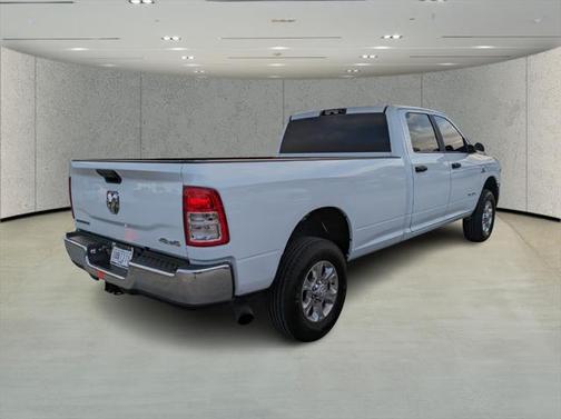 2022 RAM 3500 Big Horn Crew Cab 4x4 8' Box