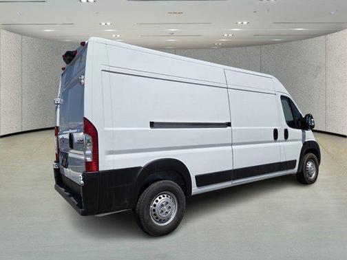 Bright White Clearcoat 2026 RAM ProMaster 2500 Tradesman