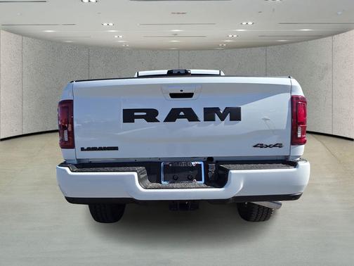 2026 RAM 2500 Laramie Crew Cab 4x4 6'4' Box