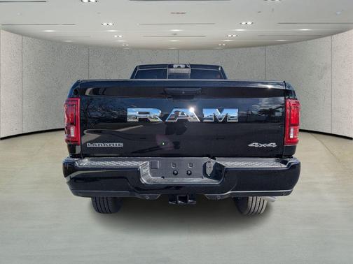 2026 RAM 2500 Laramie Crew Cab 4x4 6'4' Box