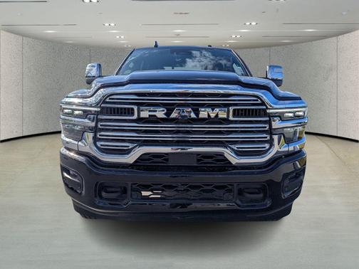 2026 RAM 2500 Laramie Crew Cab 4x4 6'4' Box