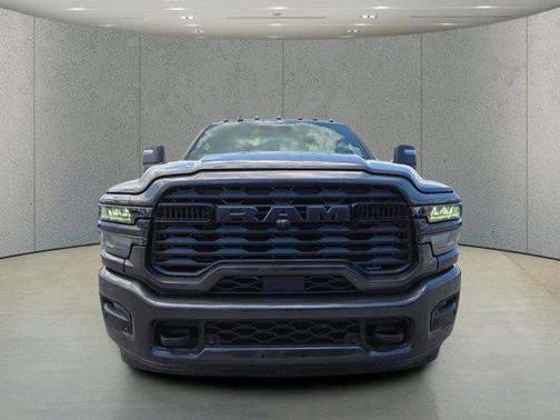 Granite Crystal Metallic Clearcoat 2026 RAM 3500 Big Horn Crew Cab 4x4 8' Box