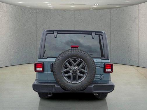 Anvil Clearcoat 2025 Jeep Wrangler Sport S