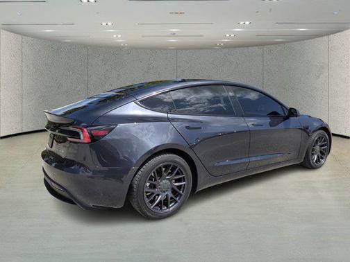 2024 Tesla Model 3 Long Range